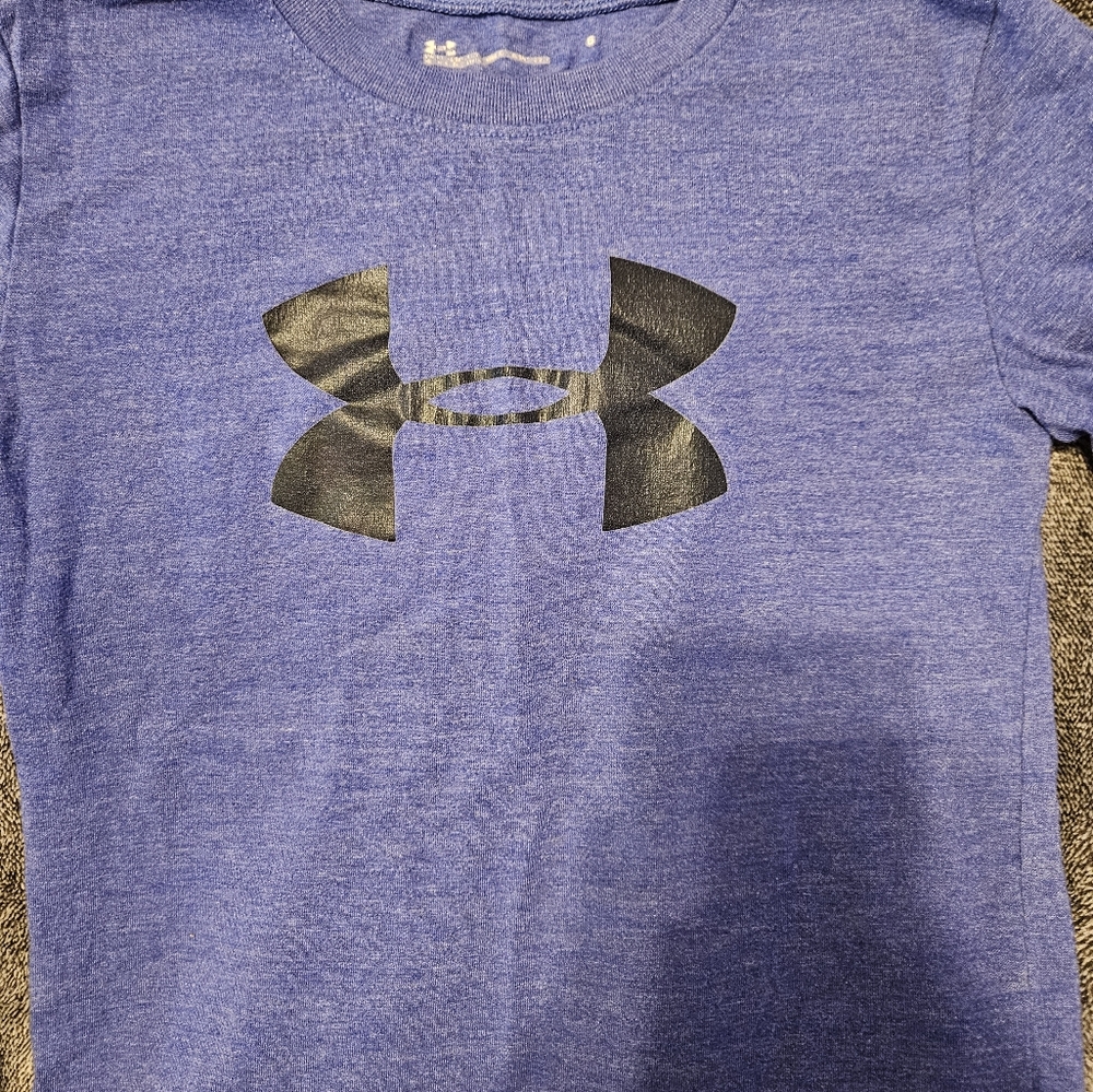 Under Armour, Boys (size 6), Blue & Black
